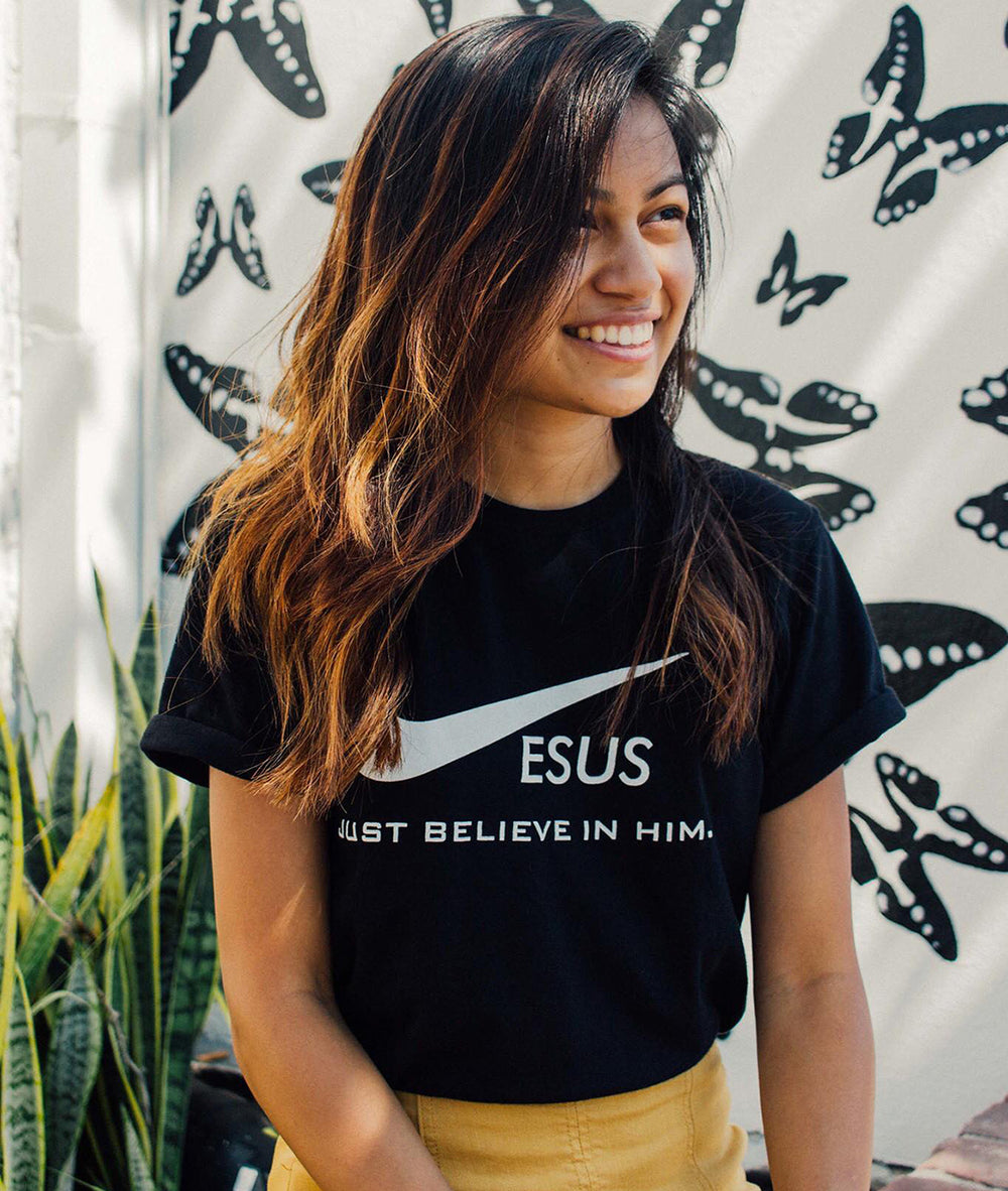 jesus just believe in him tee